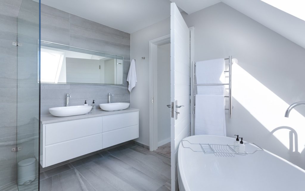 7 Ways to Give Your Rental Property a Dream Bathroom